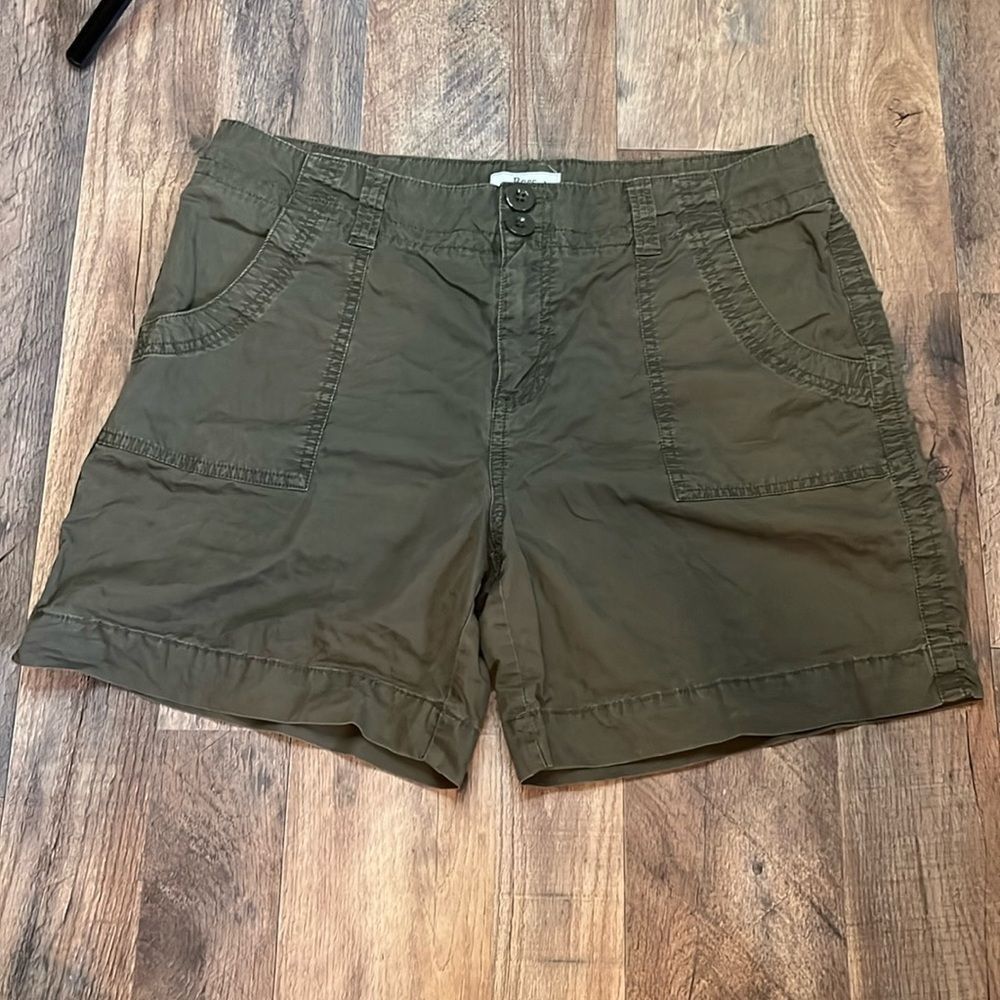 GH BASS GREEN 100% COTTON SHORTS 10